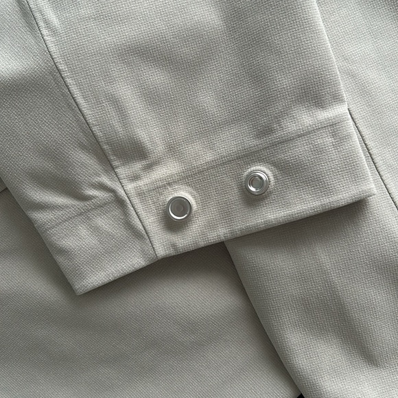 Lululemon Rain Coat - Picture 10 of 12